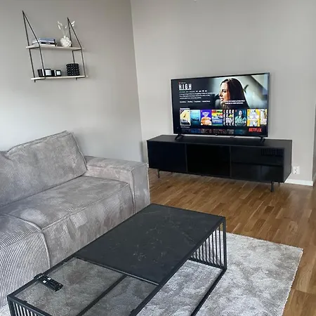 Cosy, Little With Everything Need Moss