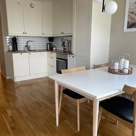 Cosy, Little With Everything Need *