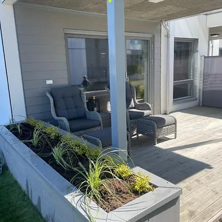 Cosy, Little With Everything Need